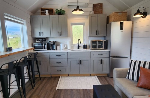 Chelan Cabin | Tiny home, Big View, Private space