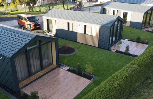 Sohren House | Tiny-House "Das kleine Schwarze" - Land Zeit - get your tiny moment