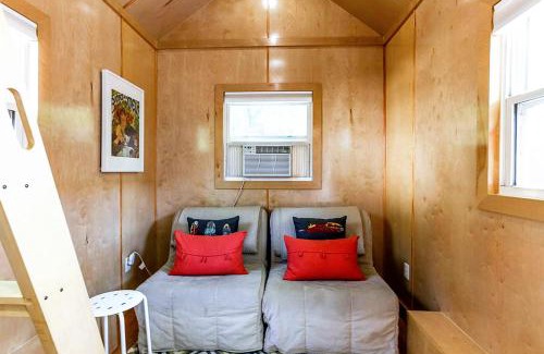 Clarksville House | Tiny House Downtown in Walkable Location