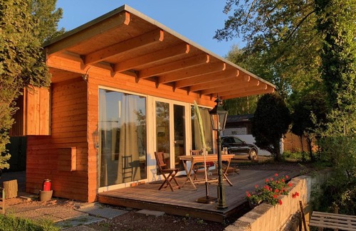 Wilhelmstadt Cabin | Tiny House oder Ferienwohnung auf der Sunset Marina