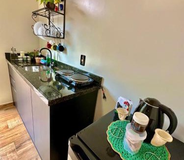 Timbo Cabin | Tiny Houses Amsterdam, Timbó