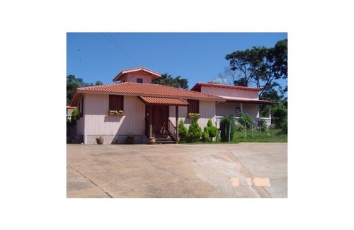 Itai Ski Chalet | TINY HOUSES TO RELAX IN THE COUNTRYSIDE ITAI AVARÉ HOLAMBRA II REP JURUMIRIM