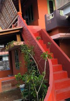 Varkala Hotel | Tiny Temple