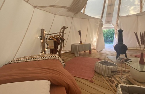 Ecurie Cabin | Tipi 8 places for unusual night