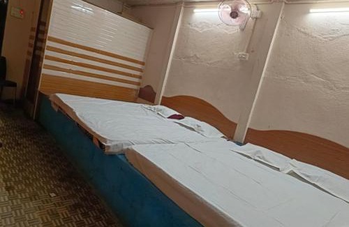 Srikalahasti Hotel | Tirumala residency