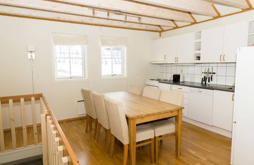 Evenskjer Cabin | Tjeldsundbrua Maritime