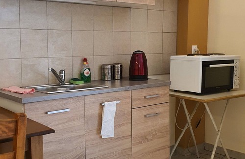 Markopoulon House | TK2 George Apartments by the Airport