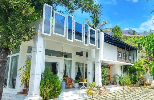 Adimaly Villa | TKG serene Private 2BHK Adimali