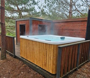 Tlen Apartment | Tleń Lodge - domy całoroczne z jacuzzi w cenie!