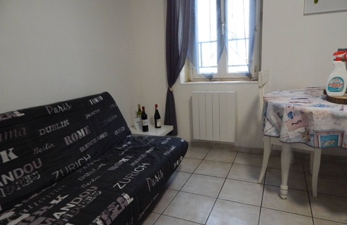 Coursan Apartment | TO SEE Very good value for money for 2 bedrooms