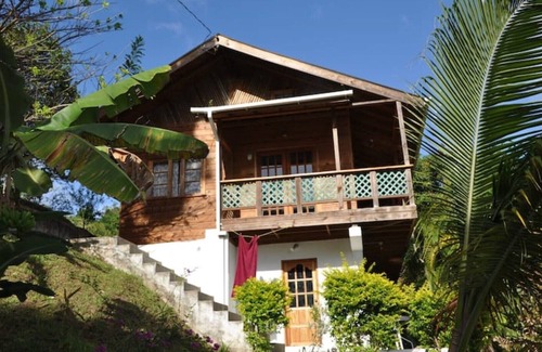 Castara Apartment | Toad Heights, Castara, Tobago stunning rainforest/ocean views 5 mins from beach.