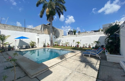 San Miguel House | Toadfish House