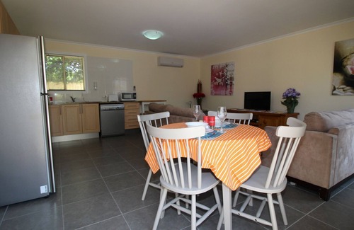 Port Noarlunga Cottage | Tobies Cottage relocation and holiday home