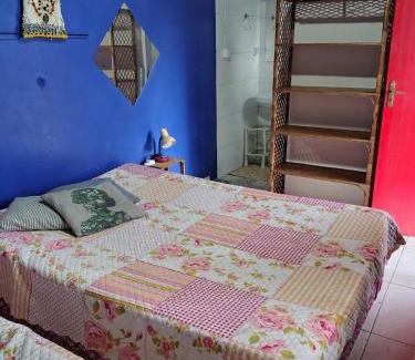 Rio Vermelho Norte House | Toca da Suzara Suíte 3 até 3 pessoas Piscina Rio e Mar num só lugar