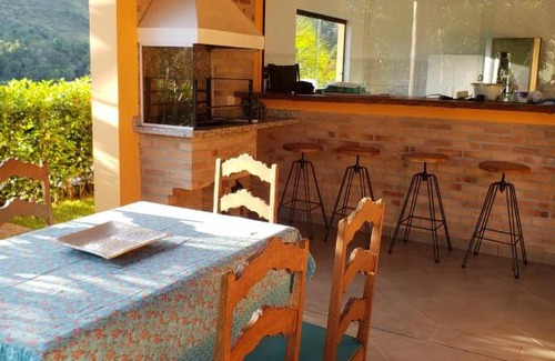 Tesouro da Colina House | TOCA DO PARU Ecovillage Ilhabela