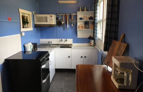 Binalong Bay Cottage | Toddle Inn - Binalong Bay