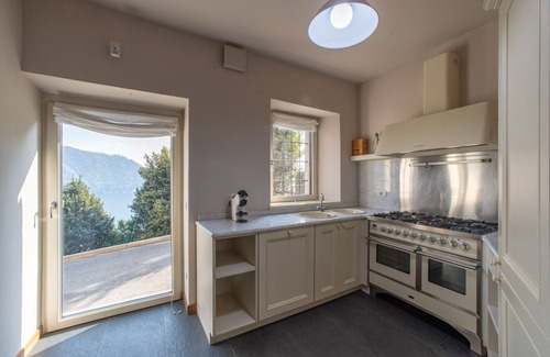 Cernobbio House | Toldino House 4 min. by car to lake