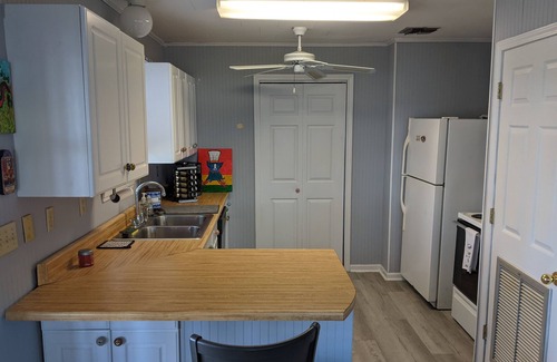 Negreet House | Toledo Bend on Lanana Bay Waterfront Camp Boathouse Dock Subdivision Boat Launch