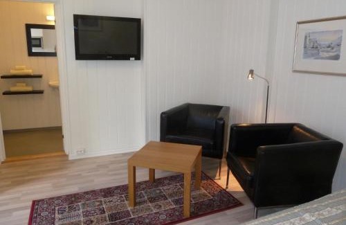 Larvik Bed & Breakfast | Tollgaarden Gjestegaard