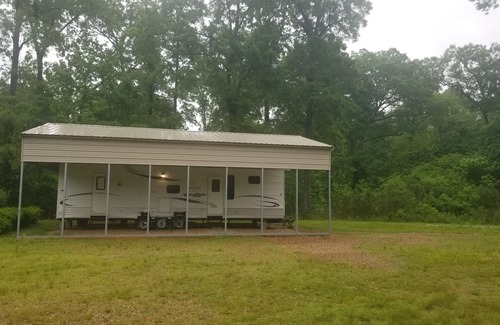 North Little Rock House | Tony's "Tranquility" Close to everything.