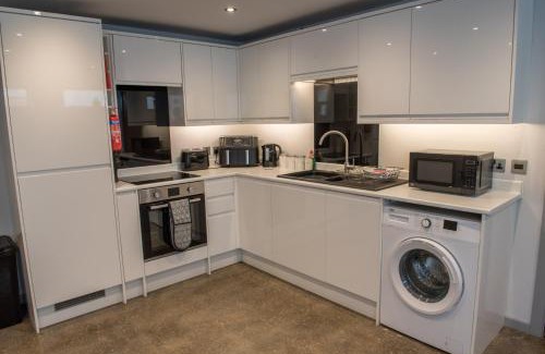 Ipswich Apartment | Toothbrush Apartments - Central Ipswich - Fore St