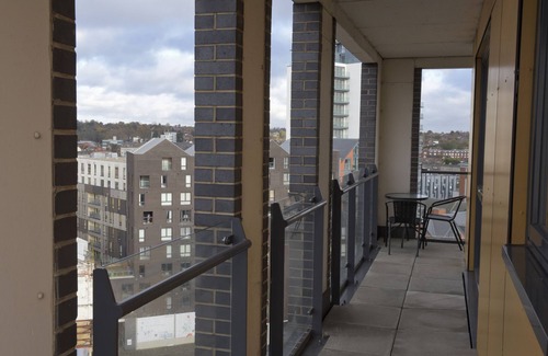 Ipswich Apartment | Toothbrush Apartments - Ipswich Waterfront - Great Whip St