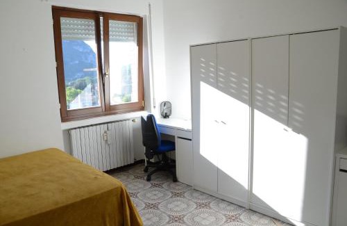 Malgrate Apartment | Top Floor Apartment 5 minutes walk to lake