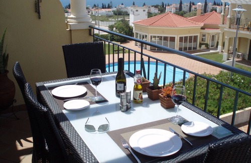 Alporchinhos Apartment | Top Floor Luxury Apt, A/C, WiFi, Prime Position with Ocean & Pool View. Sleeps 4
