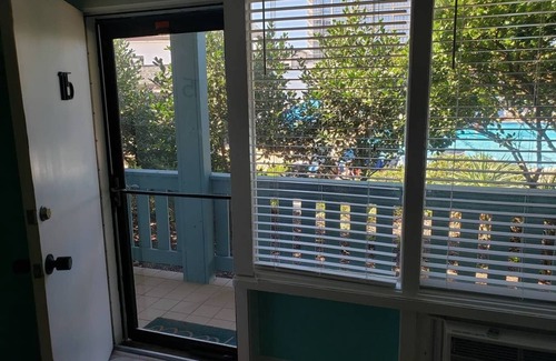 Northeast Virginia Beach Apartment | Top location modern beach studio! Walk to the beach, shops, restaurants, w/Pool