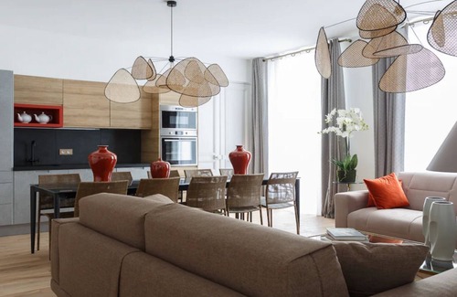 Strasbourg -Saint-Denis Apartment | TOP OF THE RANGE -MARAIS ARTS-ET -METIERS 5 BEDROOM FAMILY APT