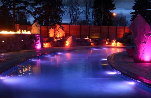 Bozeman Cabin | Top Rated Charming MT Cabin w Hot Tub, 10min Dwtn, MSU, 1hr Big Sky/Yellowstone