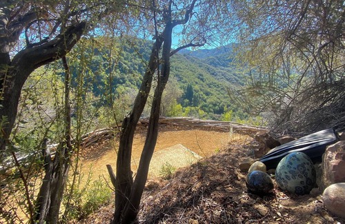 Topanga House | Topanga Creative Suite + Private Trails & Creeks