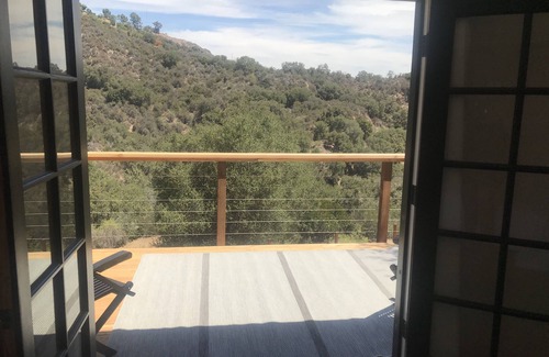 Topanga House | Topanga Deck House light spacious, amazing mountain views, huge deck under Oaks