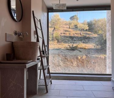 Limni Vouliagmenis Apartment | Topos luxury stay Heraion