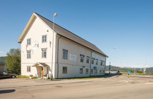 Mo-I-Rana House | Toranes Overnatting