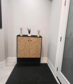 Scarborough Junction Villa | Toronto Guest House
