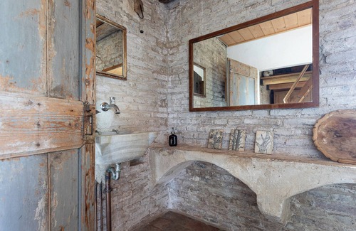 Santarcangelo di Romagna Apartment | Torre dei Battagli sleep in a medieval tower