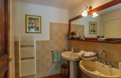 Concamarise Villa | Torre dei Malaspina 6+1, Emma Villas