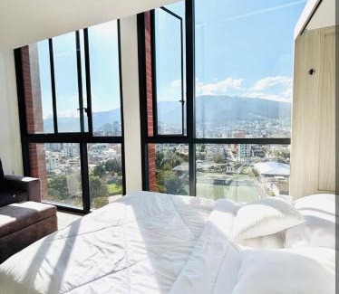 Ecuadorian Amazon Apartment | Torre Solari 6 de Diciembre N39-148