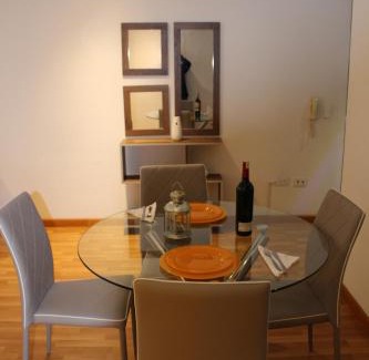 Financial District Apartment | Torres Bosmediano