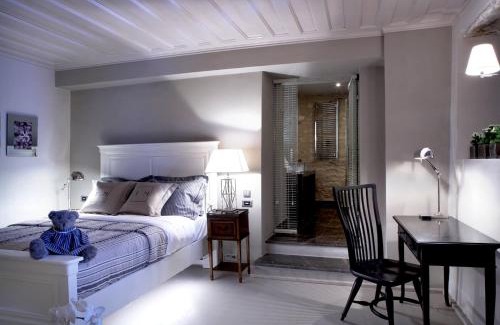 Lakka Hotel | Torri E Merli Boutique Hotel