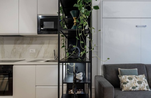 Rione XVI Ludovisi Apartment | Toscana 2 - FromHometoRome