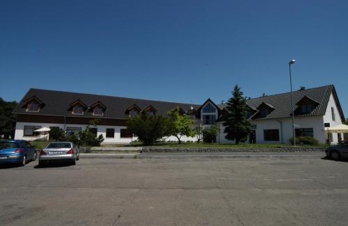 Celakovice Hotel | Toscca