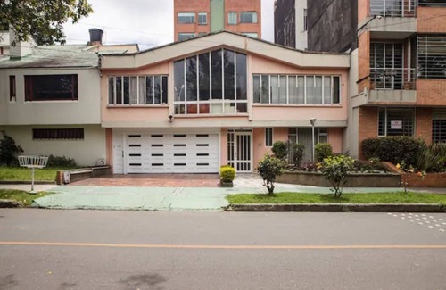 Campin House | TOURISTIC HOUSE 206/4-SU HOGAR LEJOS DE CASA