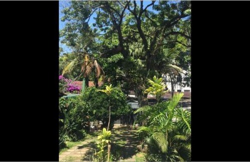 Enseada House | TOW-IN Surf Camp