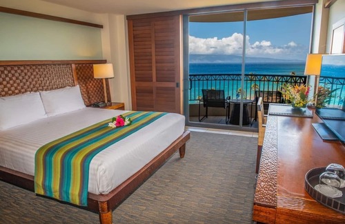 Kaanapali Hotel | Tower Standard King at Royal Lahaina Resort