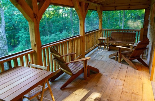 Viroqua Cabin | Towhee cabin at Driftless Creek