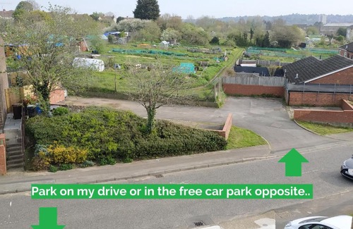 Ipswich House | Town House Chantry - With Self Check In and Free Parking - Rooms at ipswichdigs