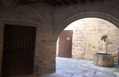 Tourbes House | Town house in the center of Tourbes