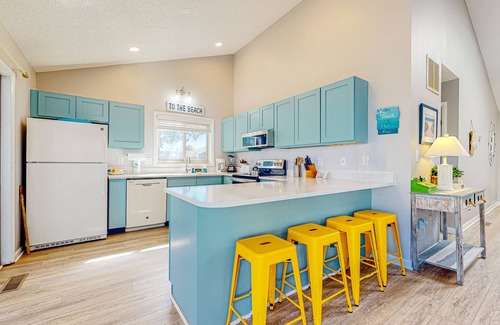 Sandpiper Pines House | Town of South Bethany home with bikes, W/D, & AC - dogs ok